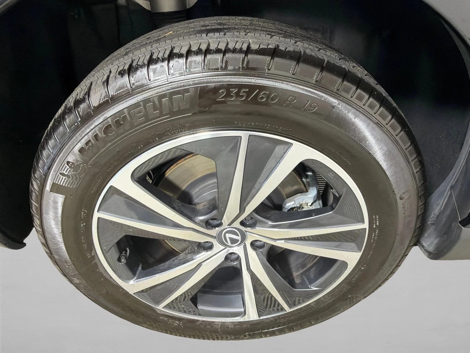 Used 2025 Gray Lexus RX 350 image 17