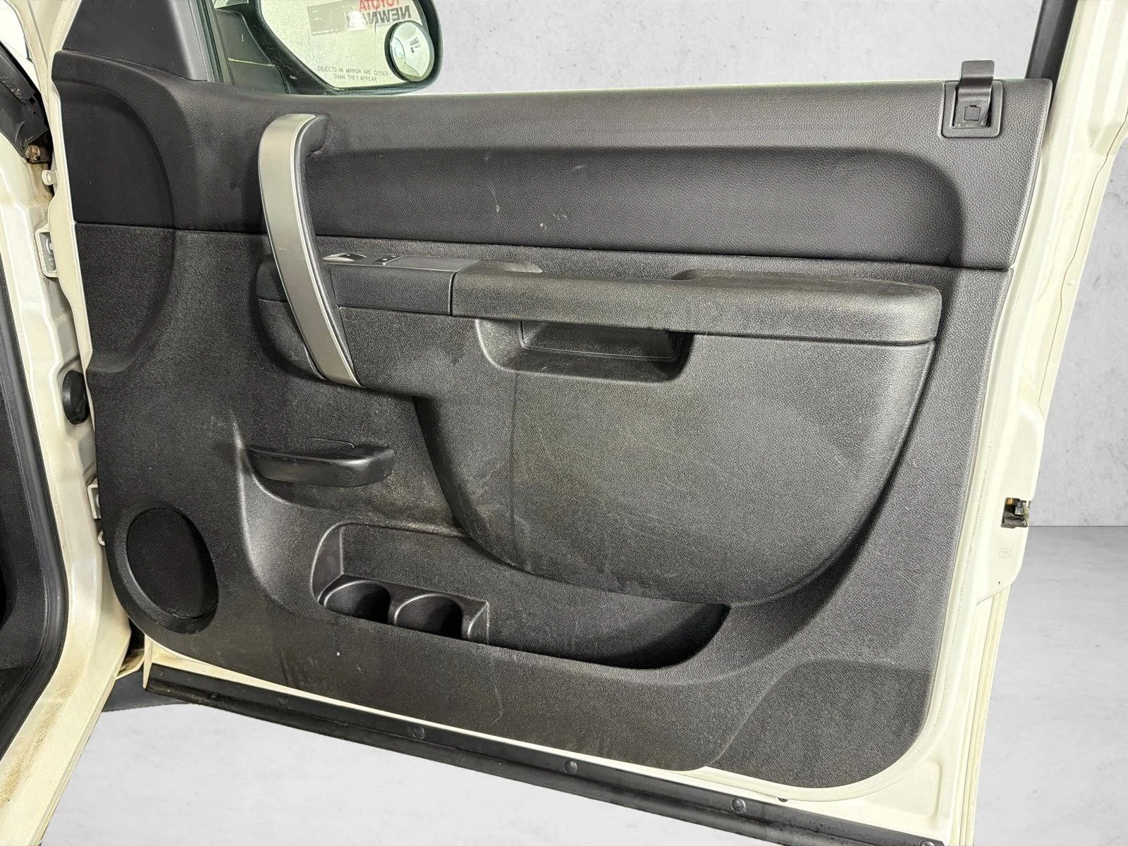 Used 2011 Beige Chevrolet LT image 13