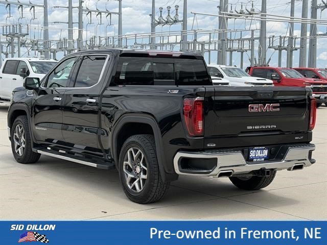 Used 2022 Onyx Black GMC SLT image 7
