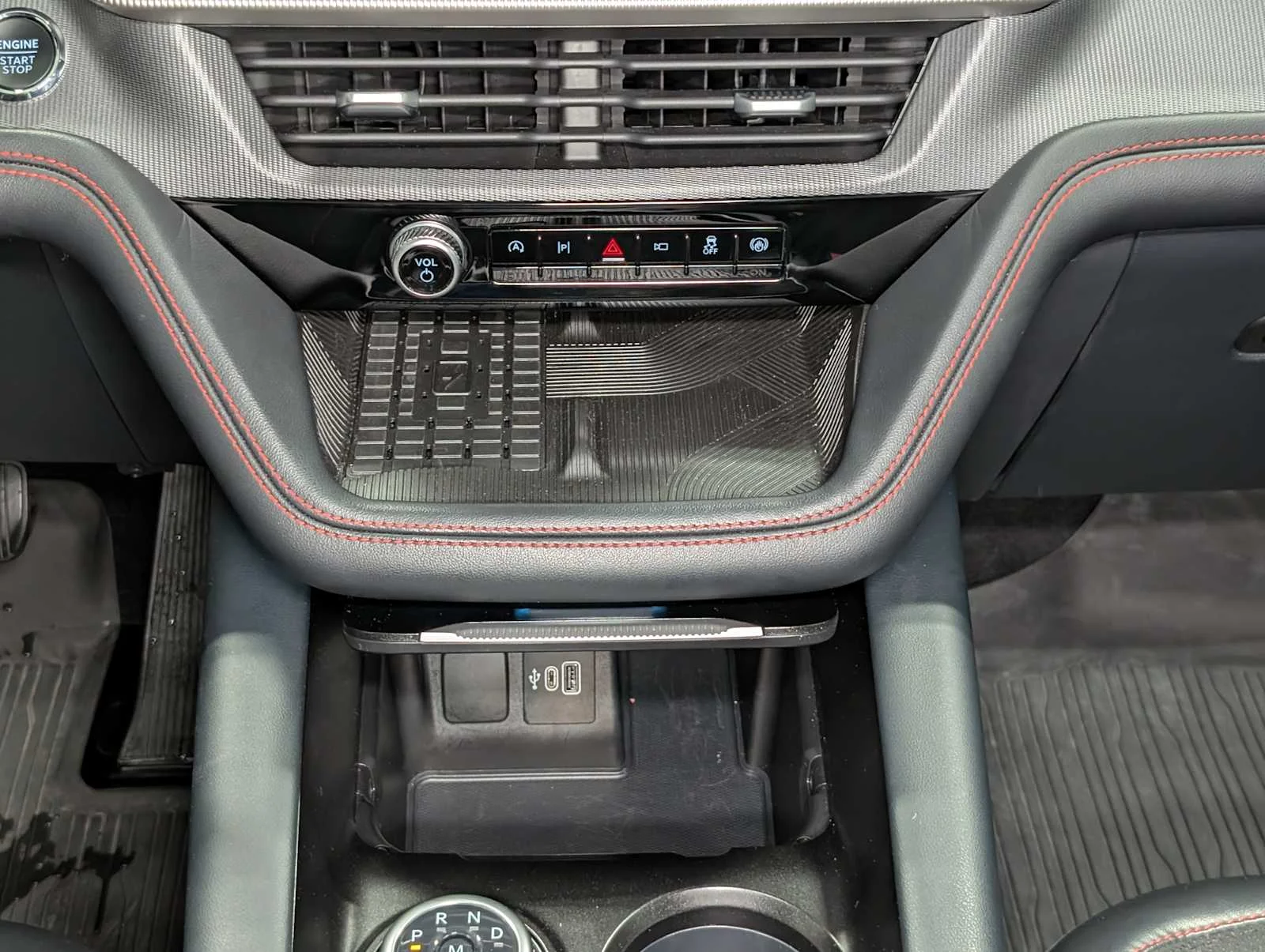 Used 2025 Carbonized Gray Metallic Ford ST image 20