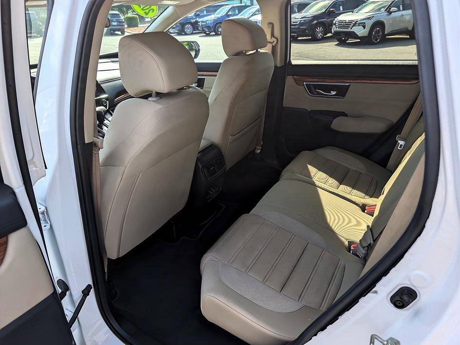 Used 2020 Platinum White Pearl Honda EX image 9