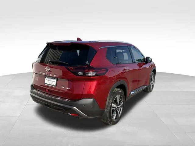 Used 2023 Red Nissan SL image 2