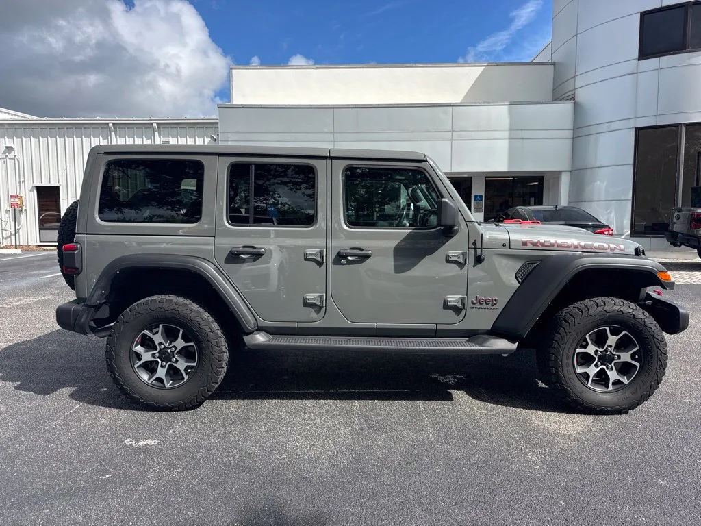 Certified Used 2023 Sting Gray Clearcoat Jeep Rubicon image 4