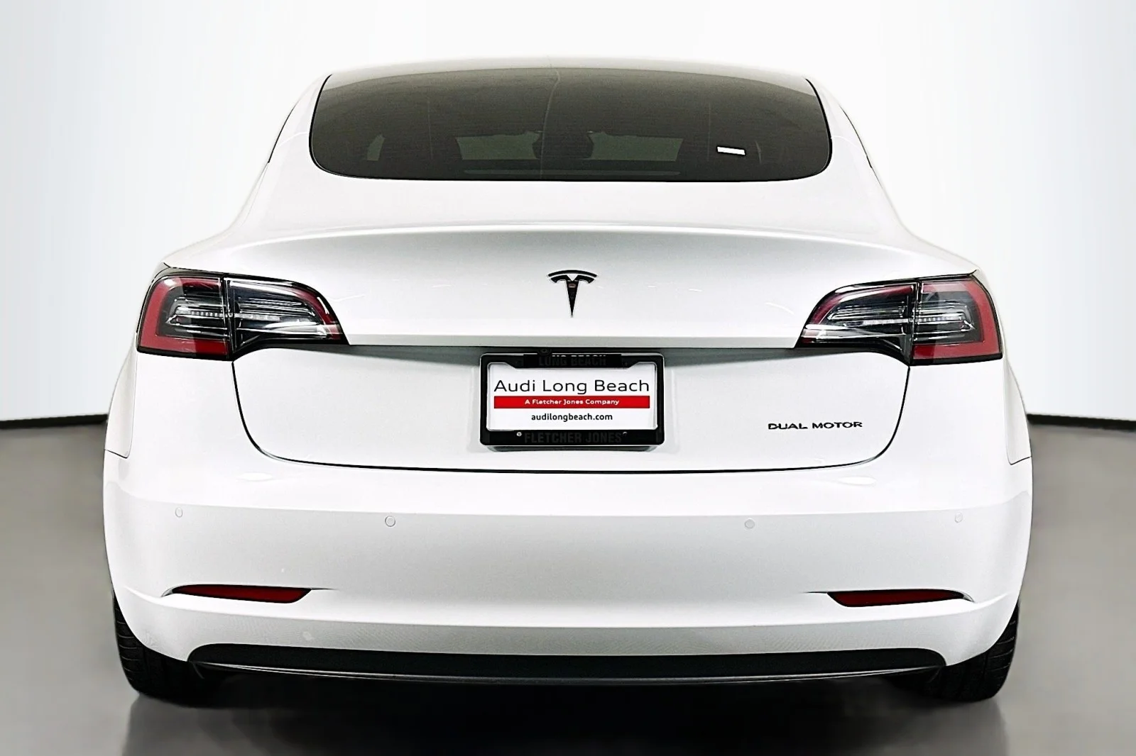 Used 2022 Pearl White Multi-Coat Tesla Long Range image 3