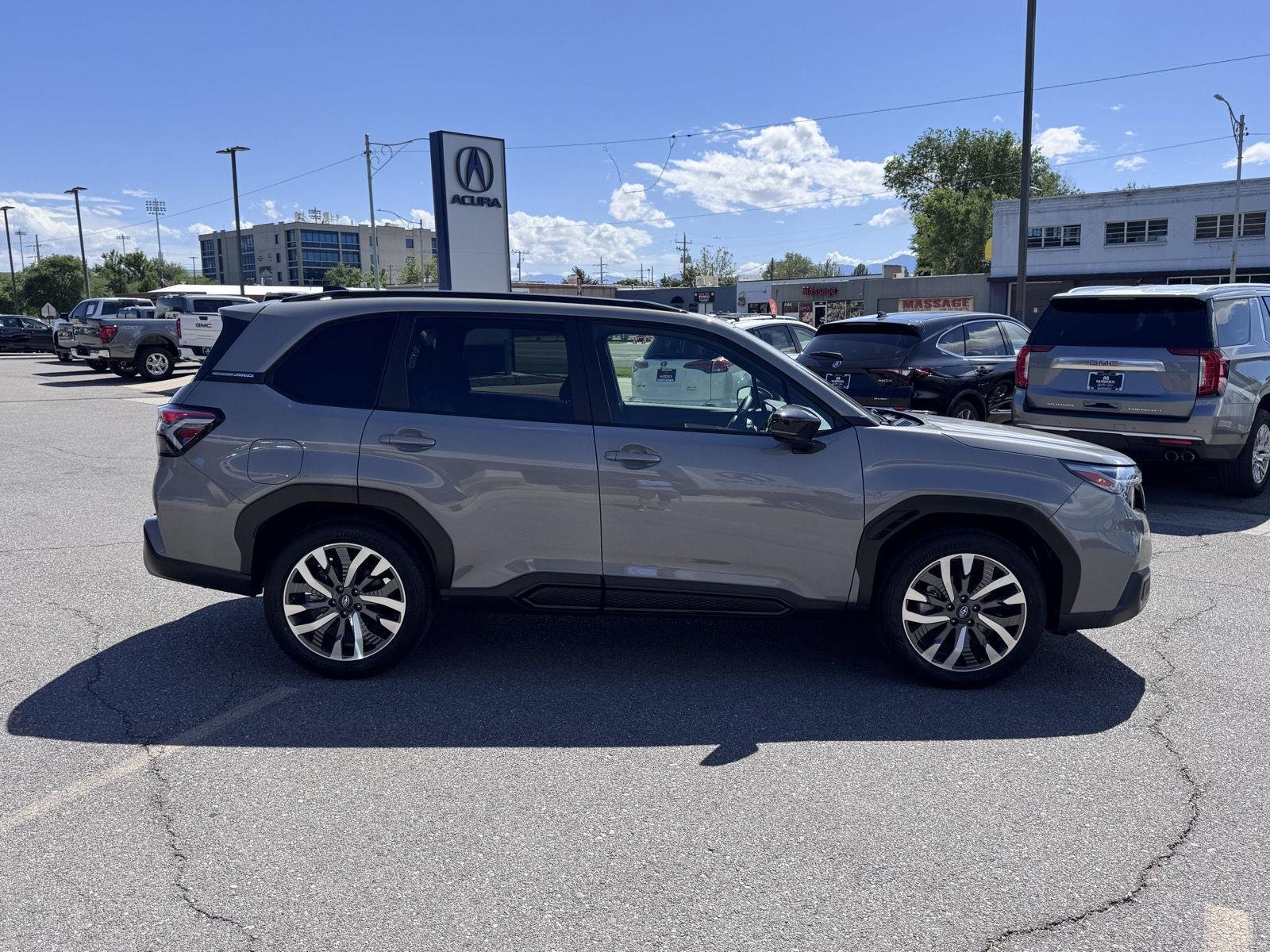 2025 Subaru Forester Touring - Photo 9