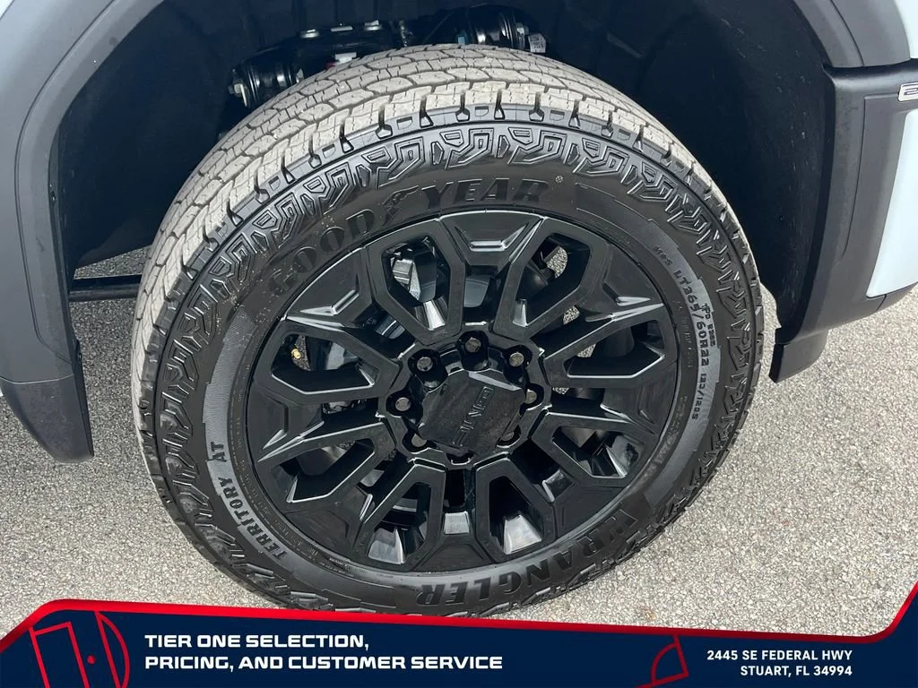 New 2026 Glacier White Tricoat GMC Denali Ultimate image 21