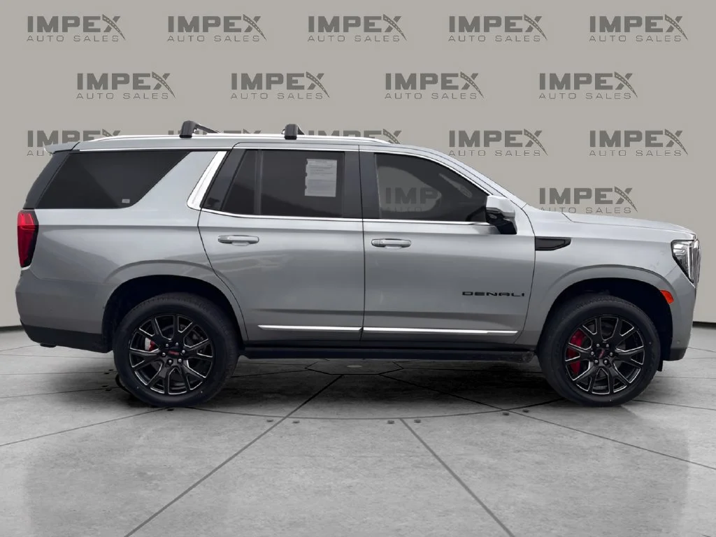 Used 2023 Silver GMC Denali image 6