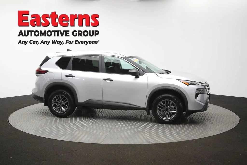 Used 2024 Silver Nissan S image 47