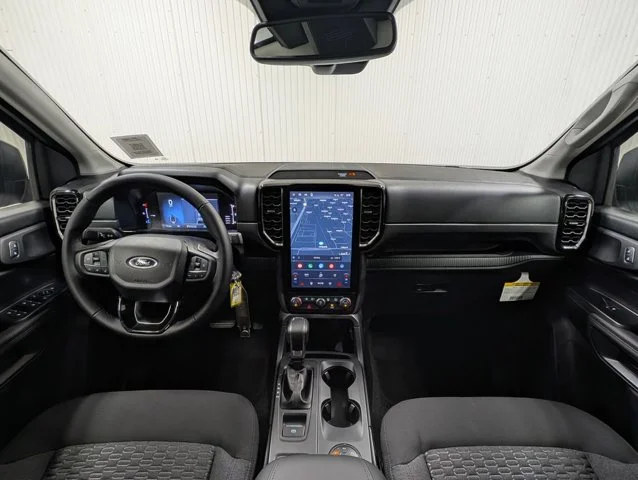 New 2026 Oxford White Ford XLT image 35