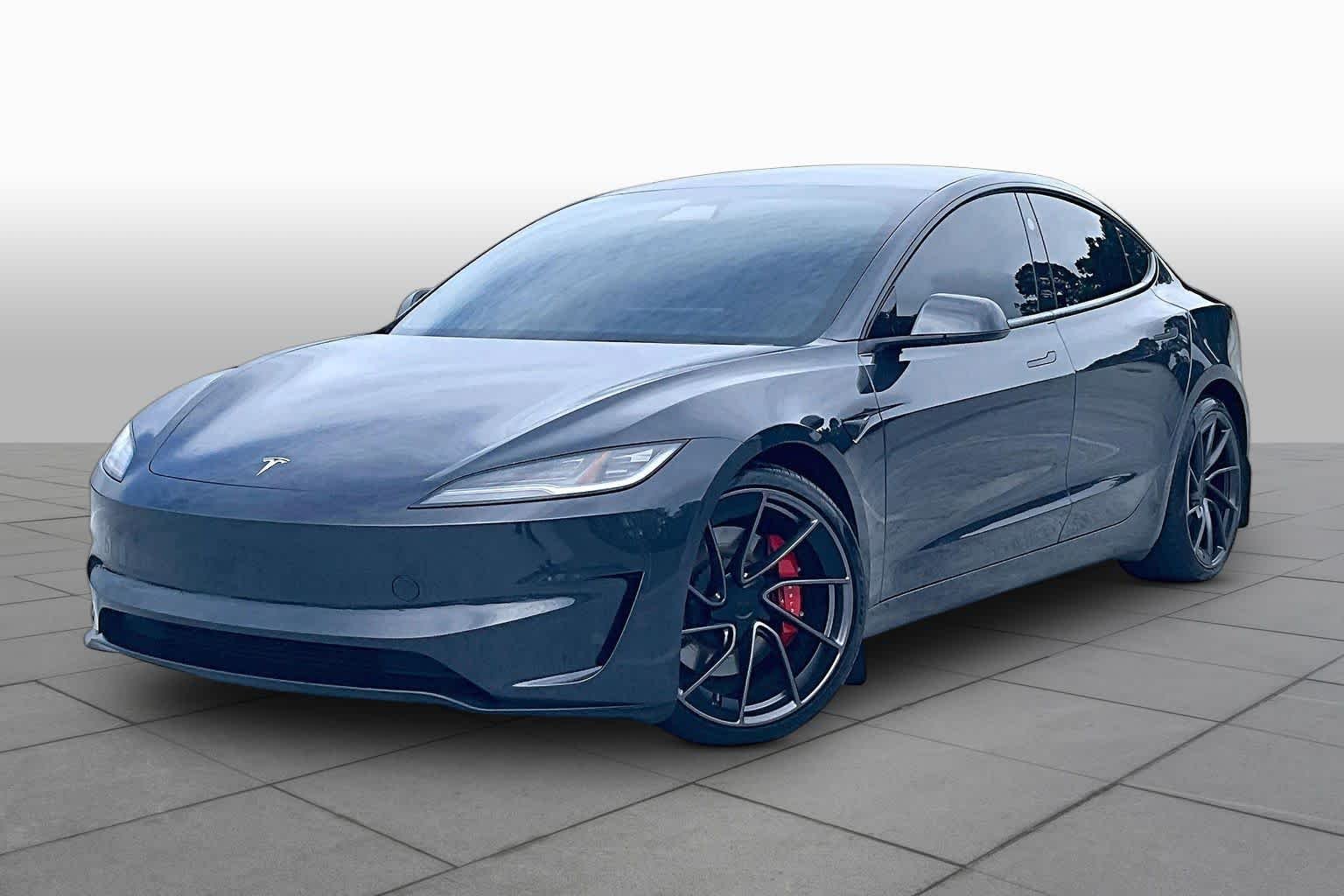 2024 Tesla Model 3 Performance's photo