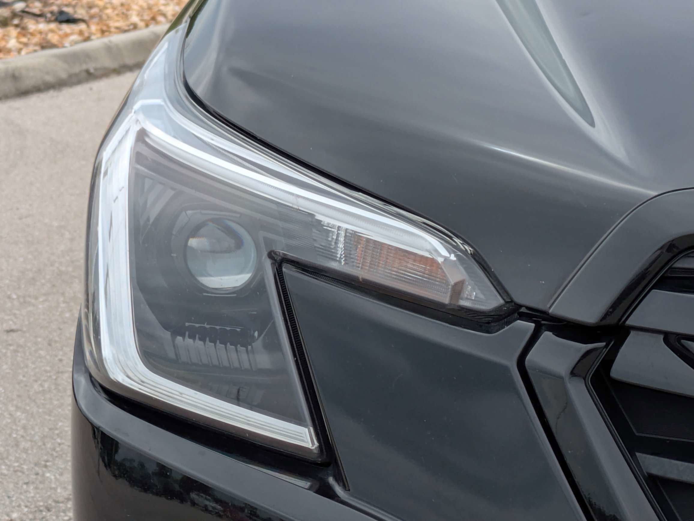 Used 2024 Crystal Black Silica Subaru Premium image 10