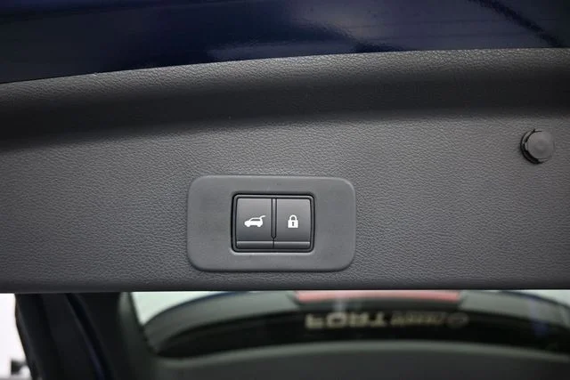 New 2026 Deep Ocean Blue Pearl Nissan Platinum image 13