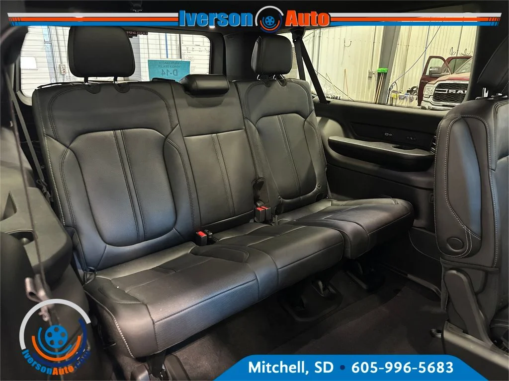 New 2026 Steel Blue Exterior Paint Jeep Limited Altitude image 31