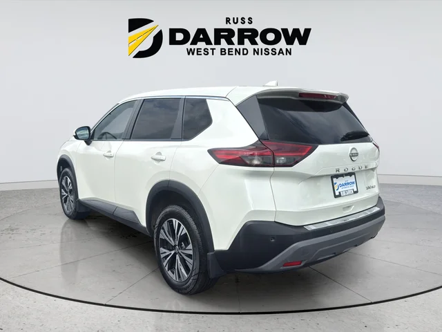 Used 2023 White Nissan SV image 3
