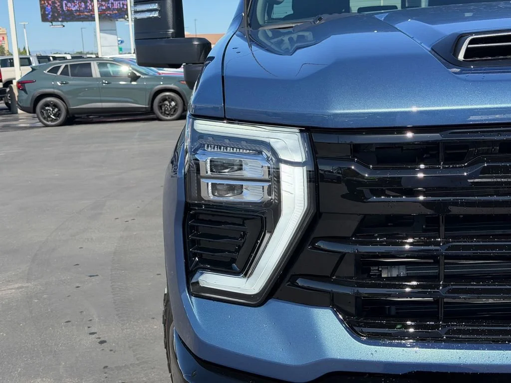 New 2026 Lakeshore Blue Metallic Chevrolet LT image 4