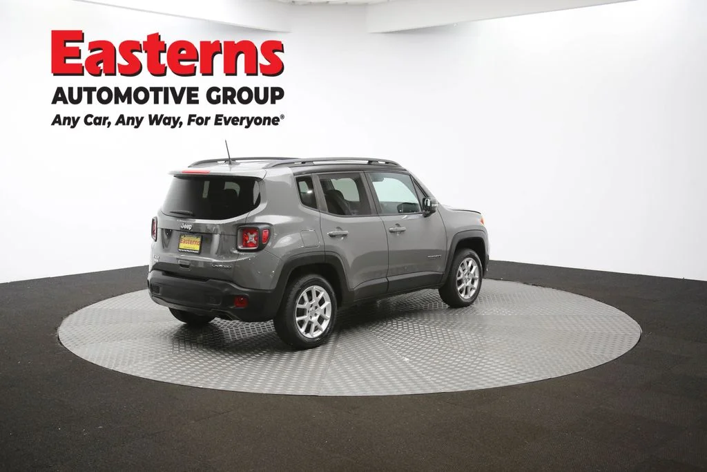 Used 2021 Gray Jeep Limited image 41
