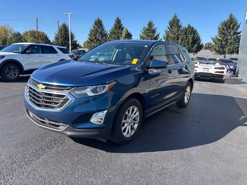 Used 2020 Blue Chevrolet LT image 2