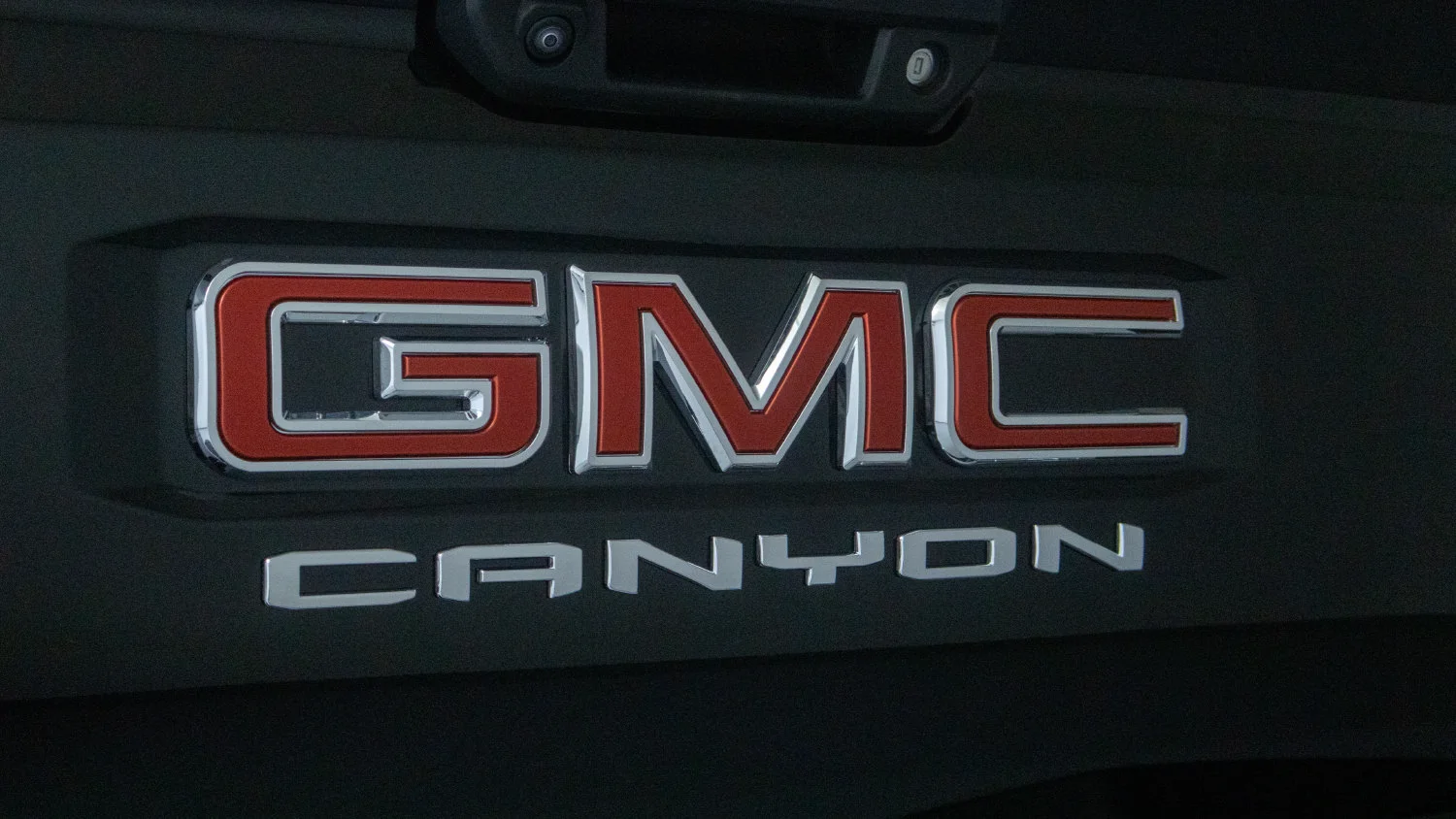 Used 2024 Onyx Black GMC AT4 image 28