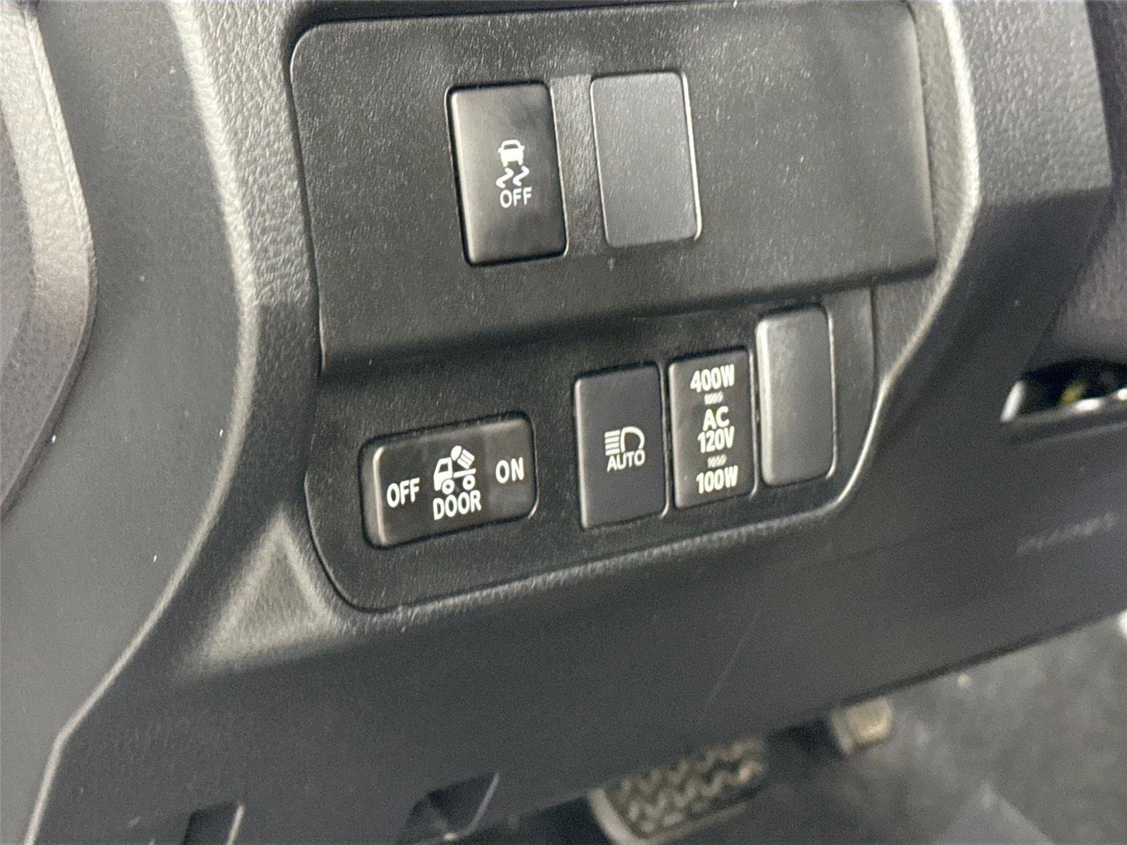 Used 2022 White Toyota TRD Off-Road image 16