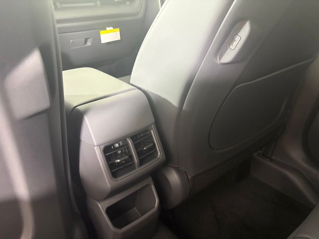 New 2027 Brown Kia X-Line SX image 13