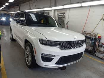 Used 2022 Bright White Clearcoat Jeep Summit image 2