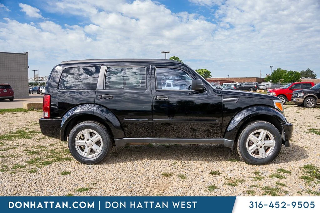 Used 2007 Black Dodge SXT image 25