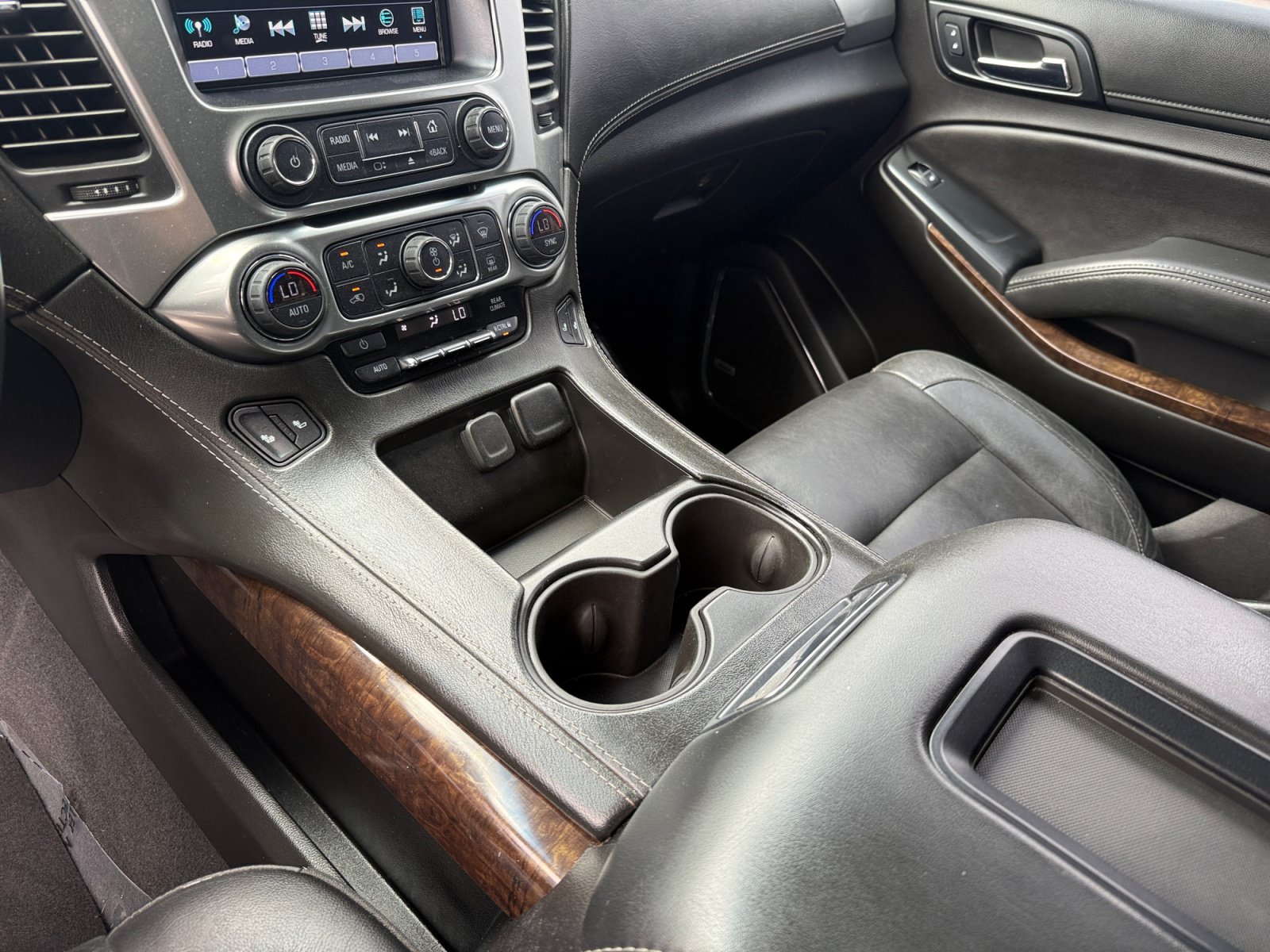 Used 2020 Silver Ice Metallic Chevrolet LT image 13