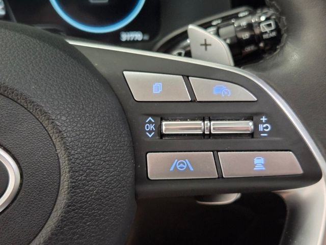 Used 2025 Silver Hyundai SEL Premium image 25
