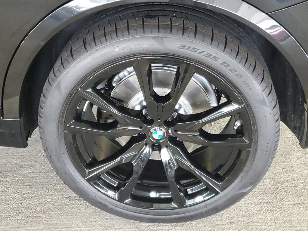 New 2027 Black BMW xDrive40i image 5