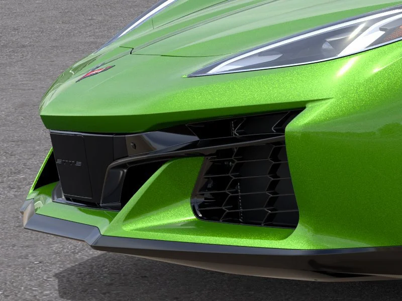 New 2027 Roswell Green Metallic Chevrolet 2LT image 13