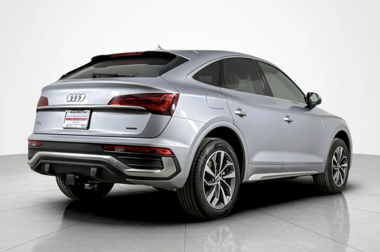 Used 2023 FLORETT SILVER MET Audi S line Premium Plus image 5
