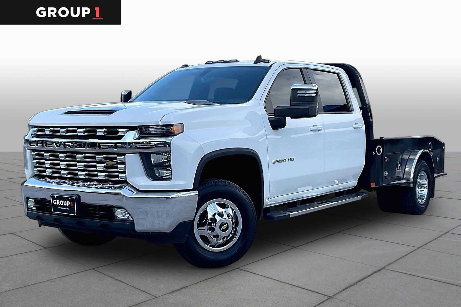 2022 Chevrolet Silverado HD 1LT Crew Cab 171.5" WB's photo