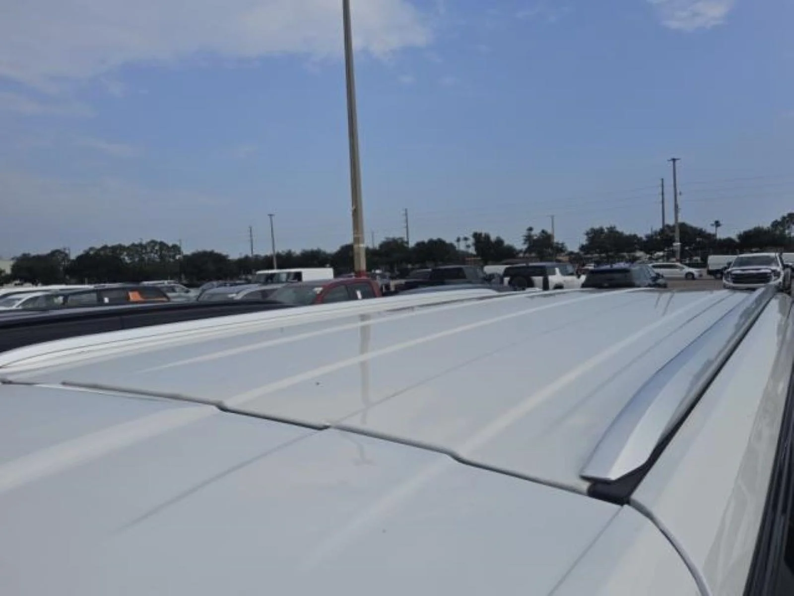 Used 2025 Iridescent Pearl Tricoat Chevrolet Premier image 8