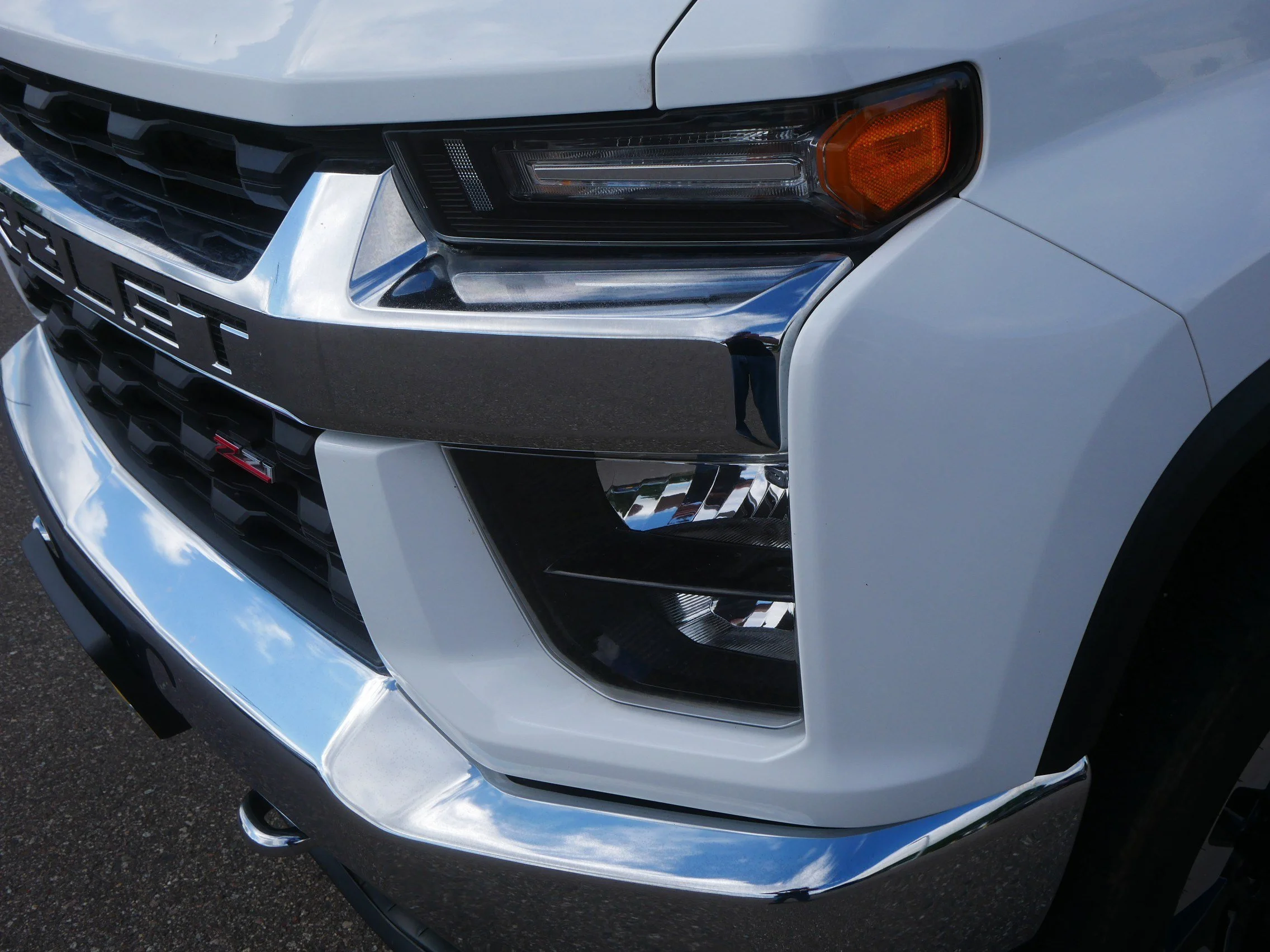Used 2020 Summit White Chevrolet LT image 15