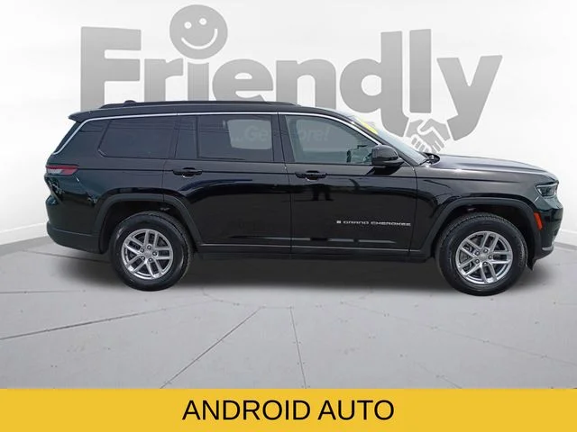 Used 2025 Black Jeep Laredo image 5