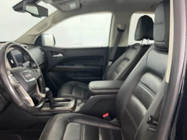 Used 2019 Onyx Black GMC Denali image 9