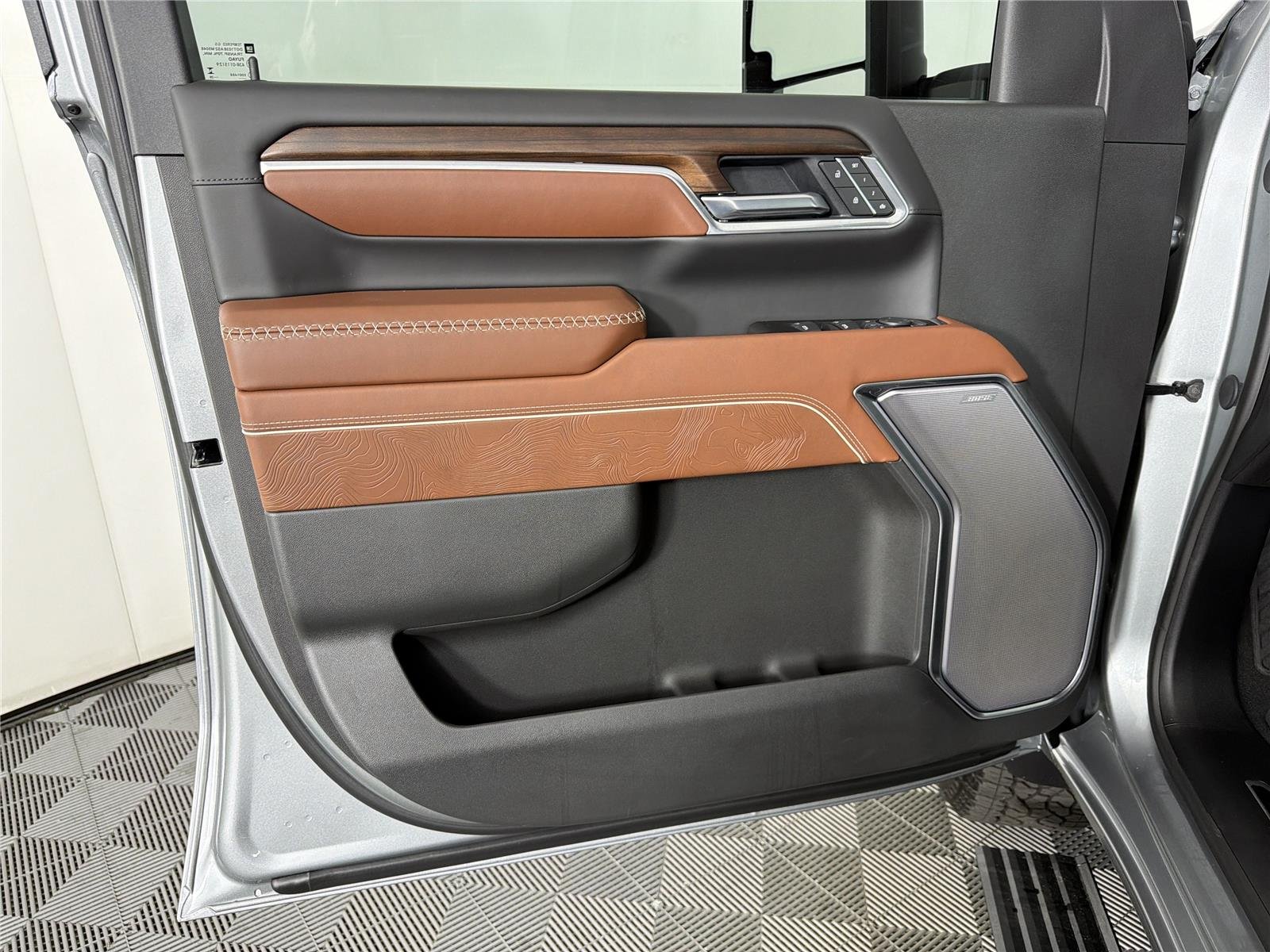 2026 GMC Sierra 2500HD Denali Ultimate - Photo 9