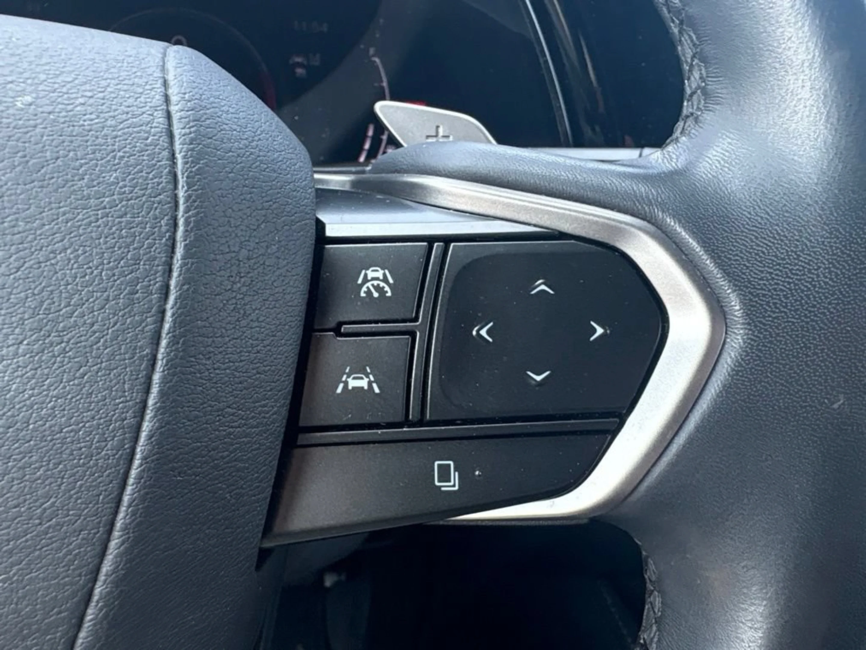 Used 2023 Iridium Lexus 350 Luxury image 9