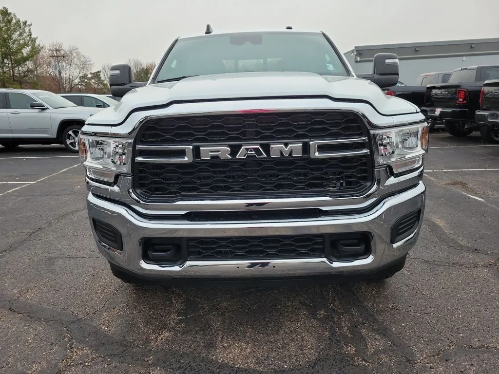 New 2024 Bright White Clear-Coat Exterior Paint RAM Tradesman image 3