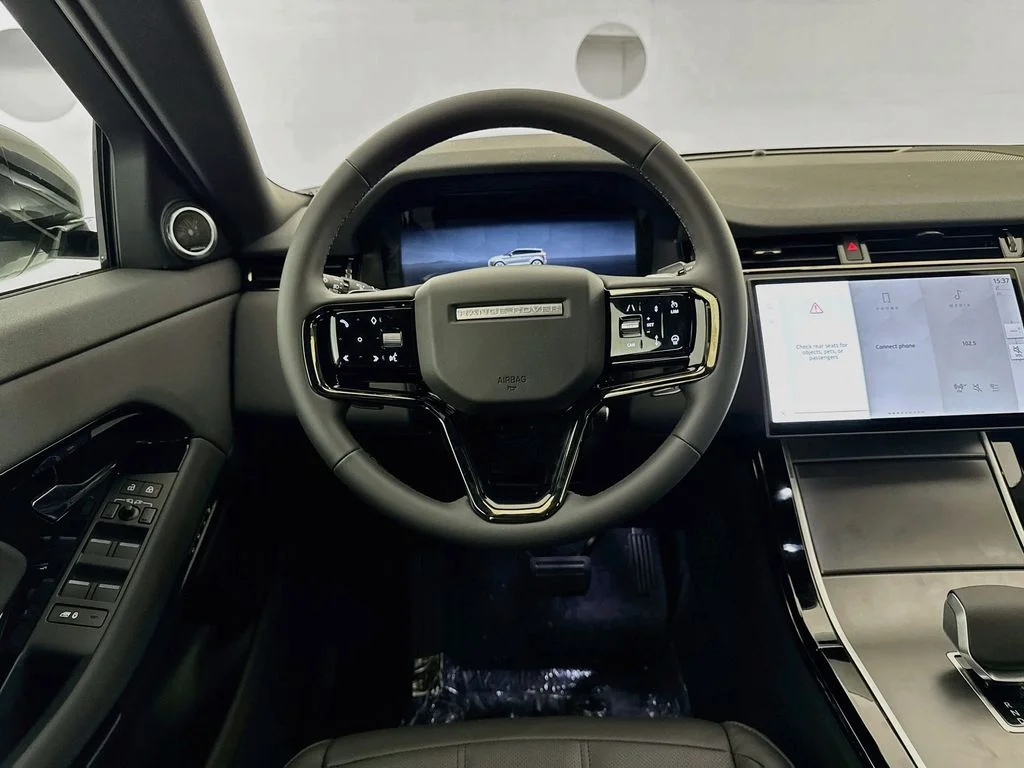 New 2026 Fuji White Land Rover Core S image 23