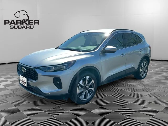 2024 Ford Escape Platinum AWD's photo
