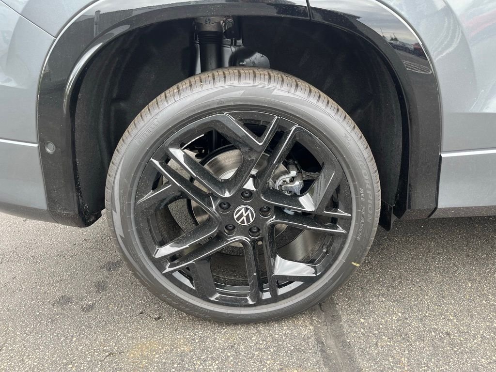 New 2026 Gray Volkswagen 2.0T SE R-Line Black image 30