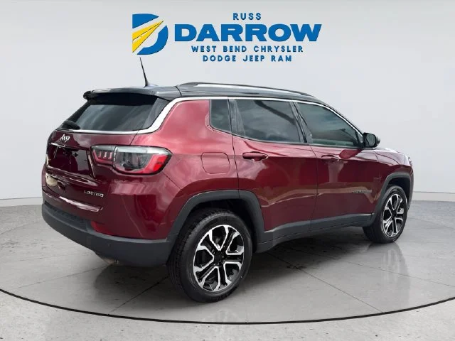 Used 2022 Red Jeep Limited image 5