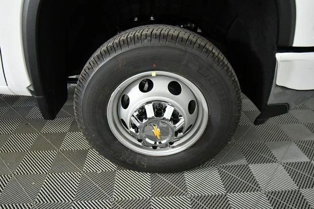 2025 Chevrolet Silverado 3500 HD Work Truck - Photo 17