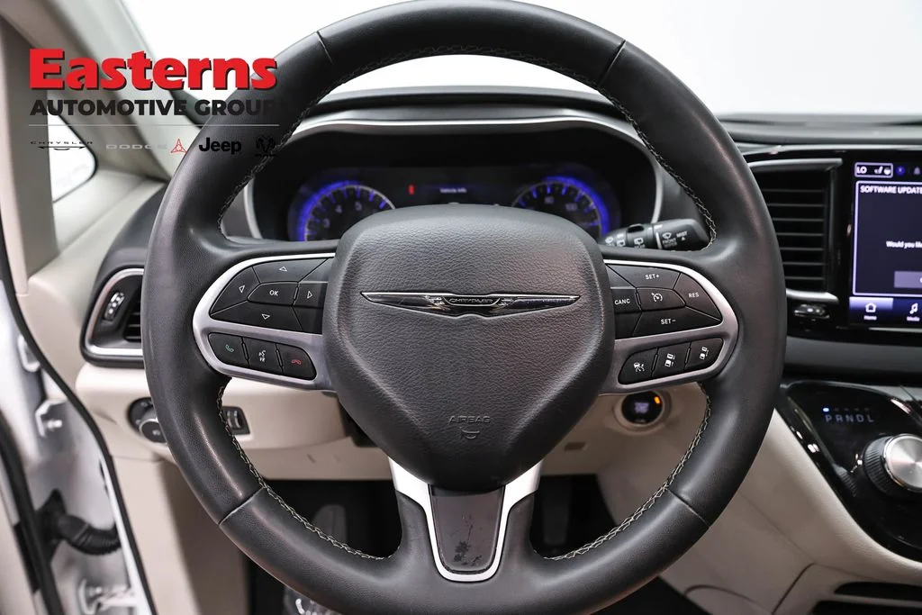 Certified Used 2023 White Chrysler Touring L image 11