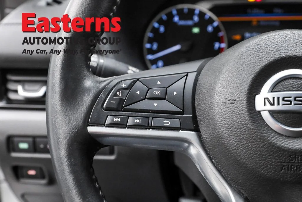 Used 2023 Silver Nissan SV image 15