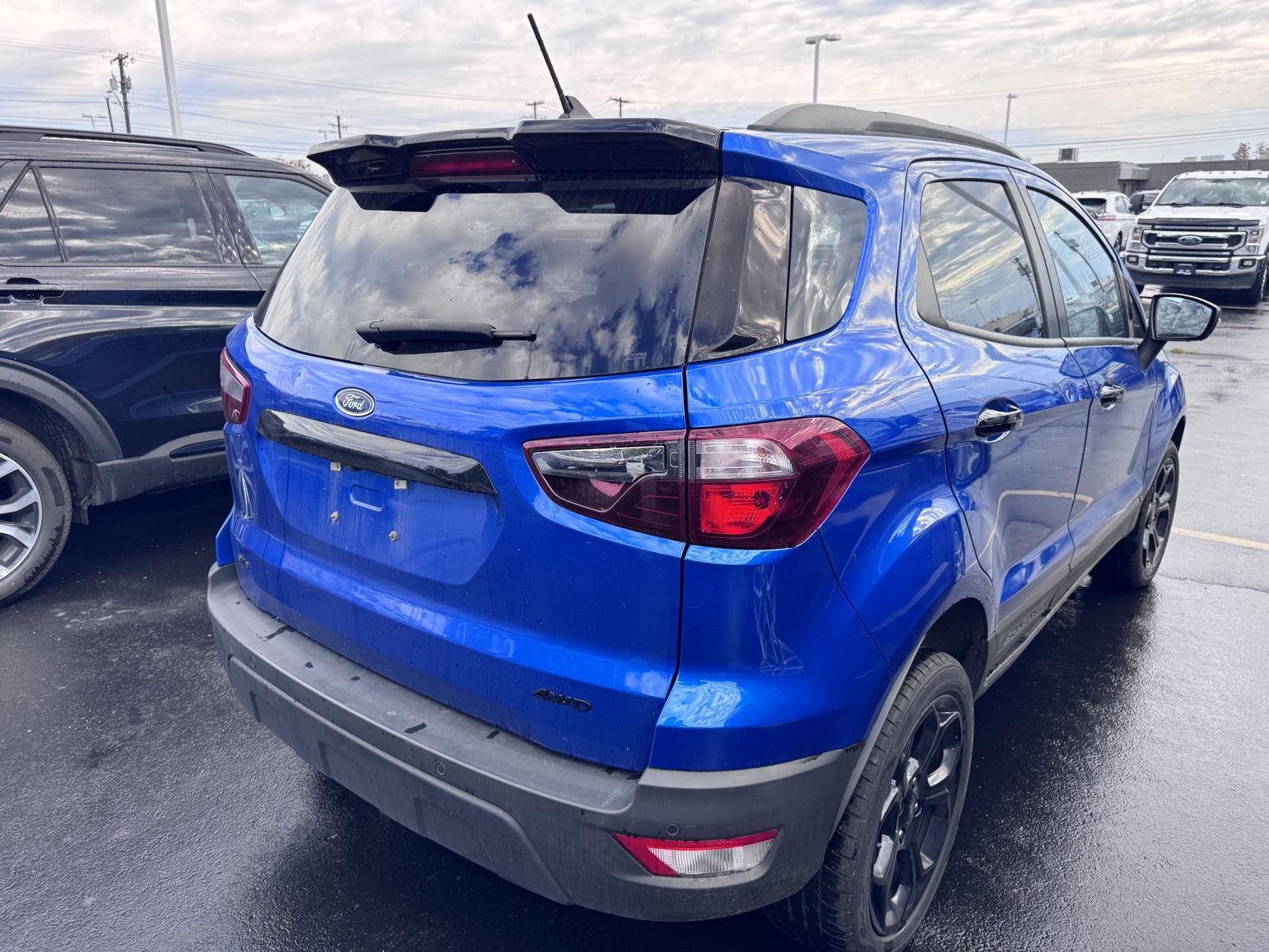 Used 2021 Lightning Blue Ford SES image 4