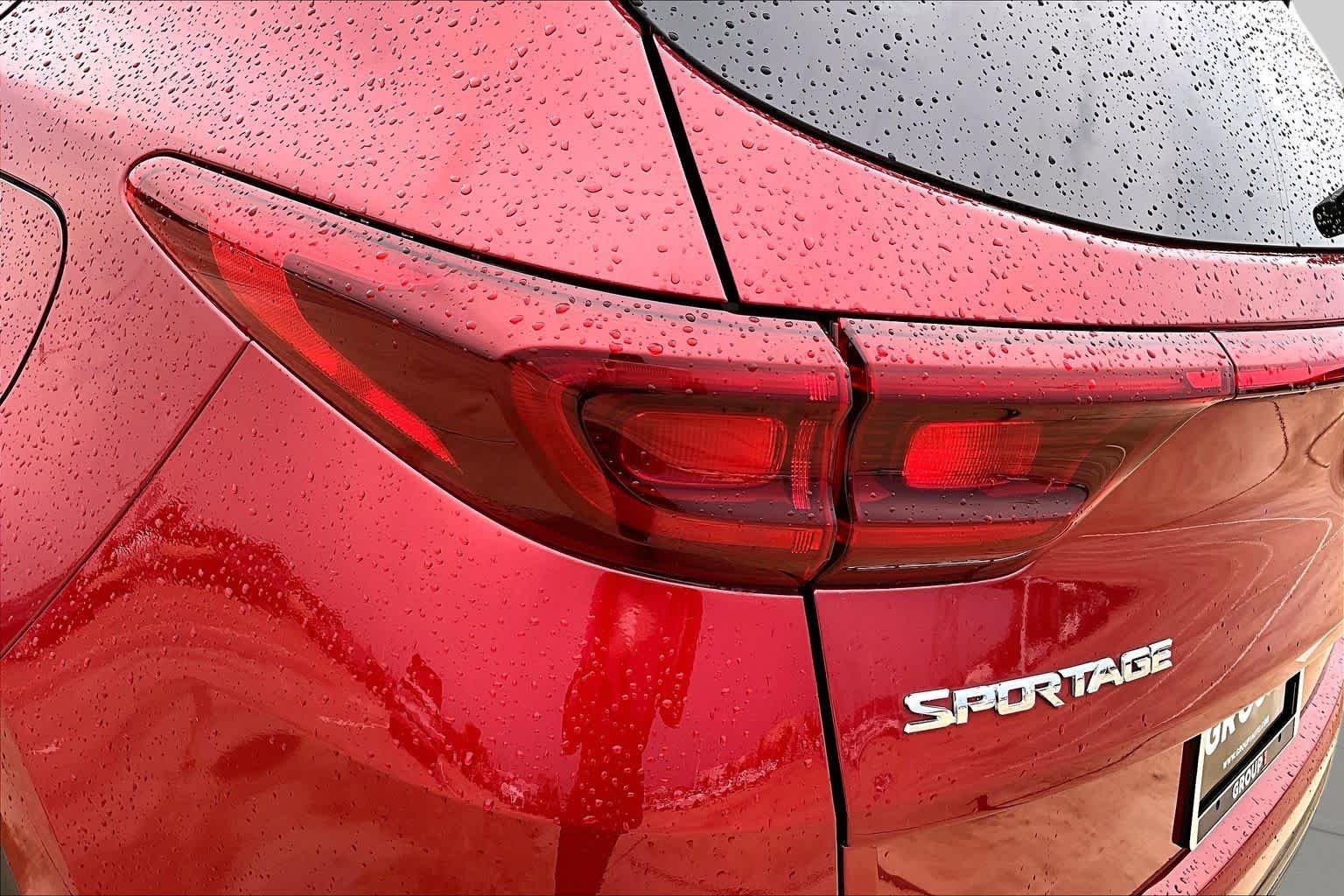 Used 2020 Hyper Red Kia S image 28