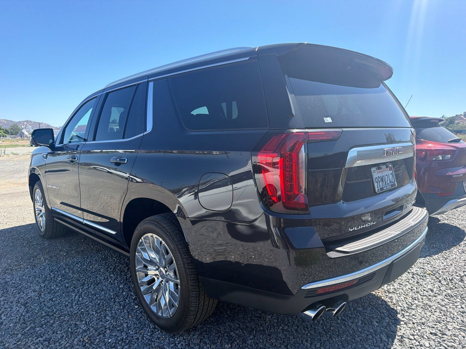 Used 2024 Titanium Rush Metallic GMC Denali image 5