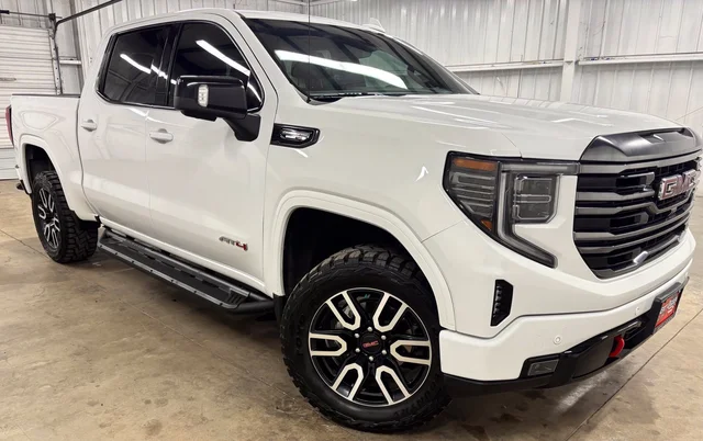2024 GMC Sierra 1500 AT4